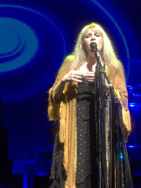 It meant that no matter the subject, nicks ensured things felt peachy. Gold Dust Woman - Stevie Nicks Photo (5900716) - Fanpop