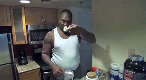 Here S What NFL Draft Bust JaMarcus Russell Looks Like After Losing Pounds