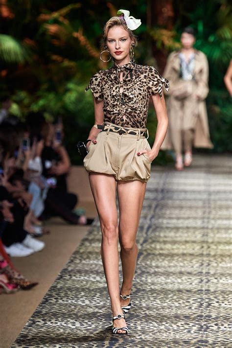Dolce And Gabbana Spring Summer 2020 Ss2020 Trends Runway Coverage Ready