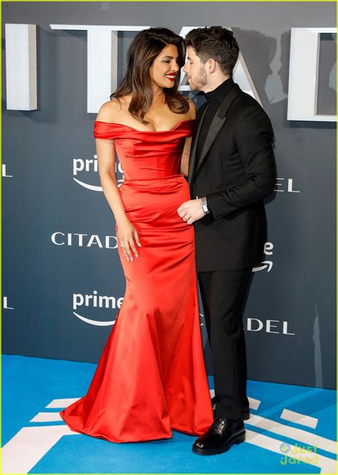 Priyanka Chopra Wears Nick Jonas Favorite Dress Color At Citadel Premiere With Hubby By Her