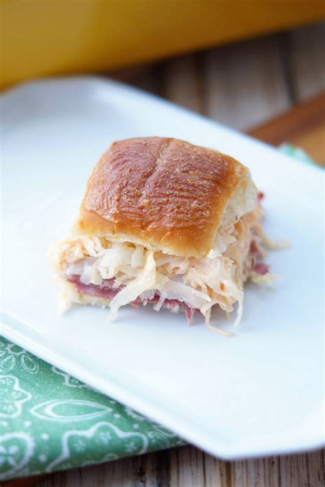 This post may contain affiliate links. Air Freyer Ruben Sandwiches : Vegetarian Reuben Sandwich ...