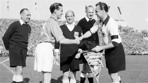 Die sieger waren die alliierten, also großbritannien, frankreich, die usa und die sowjetunion. Sport: Fußball-Weltmeisterschaft 1954 - Sport ...