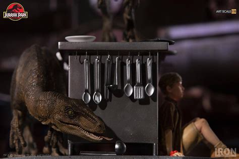 Iron Studios 110 Jurassic Park Velociraptor In The Kitchen Marvel Toys