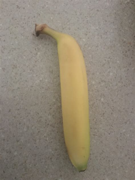 This Very Straight Banana Rmildlyinteresting