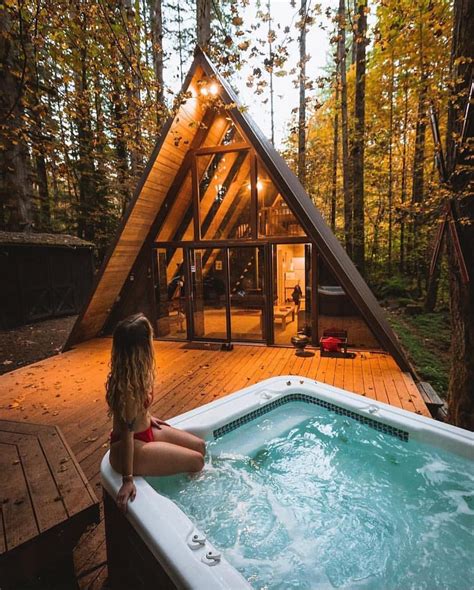 Cabin Outdoors Treehouse On Instagram Cabin And A Hottub 😍🤩 Tag Who