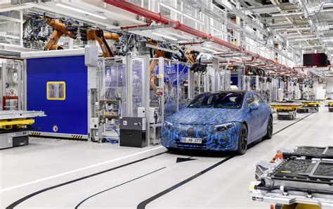Daimler Aktie Automobilkonzern Tritt Mit EQ Modelloffensive Bis 2022