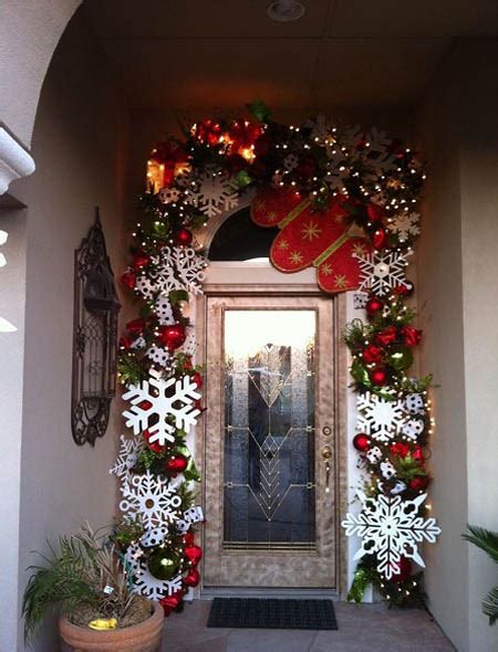 Wonderful Christmas Front Door Decorations Ideas All About Christmas