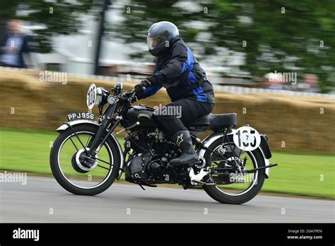 Graham Smith Vincent Black Shadow 110 Years Of The Mountain Course