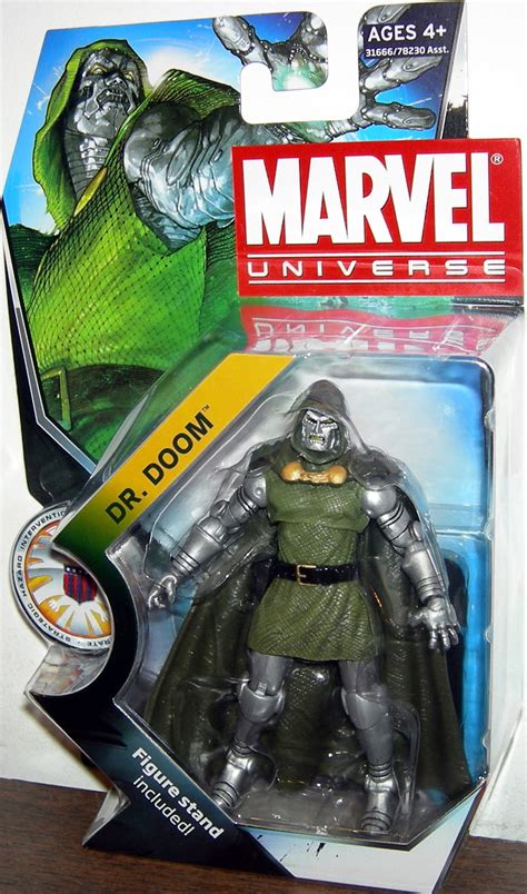 Dr Doom Figure Marvel Universe Series 3 015