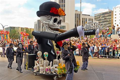 Day Of The Dead In Mexico 2019 How To Celebrate Dia De Muertos