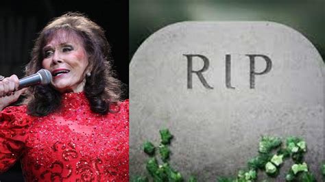 Rest In Peace Country Music Star Loretta Lynn Sadly Passed Away At 90 Youtube