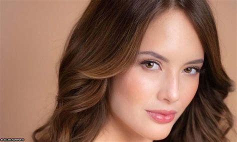 Ellen Adarna Sinagot Ang Netizen Na Namahalan Sa Entrance Fee Ng Temple Of Leah