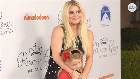Jessica Simpson Mom Shamed For Letting Daughter Maxwell 7 Dye Hair