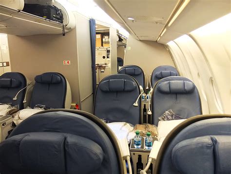 Airbus A330 200 Delta Interior
