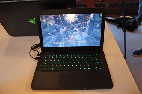 Hands On With The New Razer Blade A Gaming Ultrabook Thinner Than A