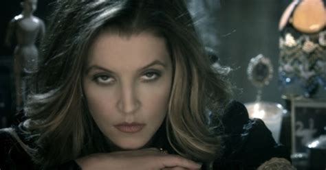 Lisa Marie Presley Visited Graceland And Her Future Burial Plot Just