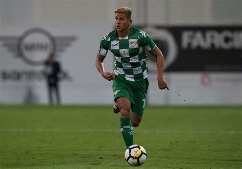 Maior vitória em casa fc p os dados apresentados neste media kit resultam de um processo editorial realizado pelo zerozero.pt. Moreirense Kit : Moreirense Fc Fifa 18 Ultimate Team Kits ...
