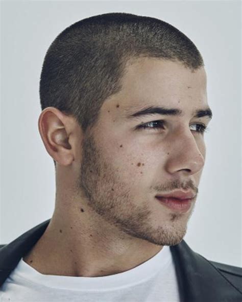 10 Best Mens Haircuts According To Face Shape In 2020