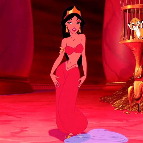 Jasmine Playing On Jafar Disney Aladdin Cute Costumes Disney Love