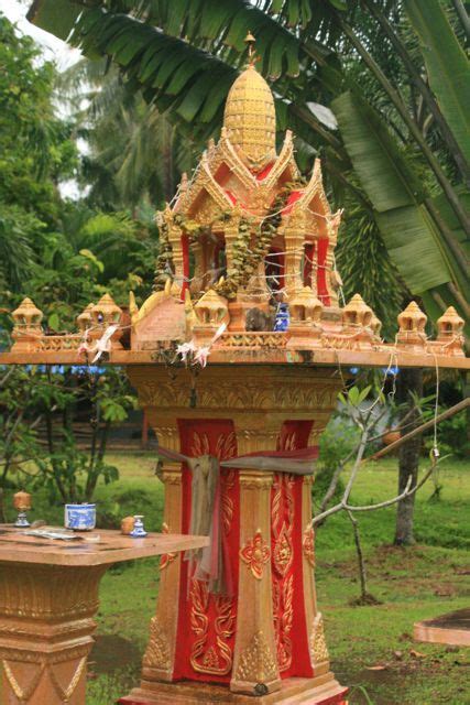 Buddhist Shrines Are Everywhere In Thailand This One Is