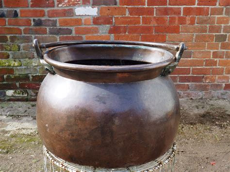 Large Copper Bucket | 500217 | Sellingantiques.co.uk