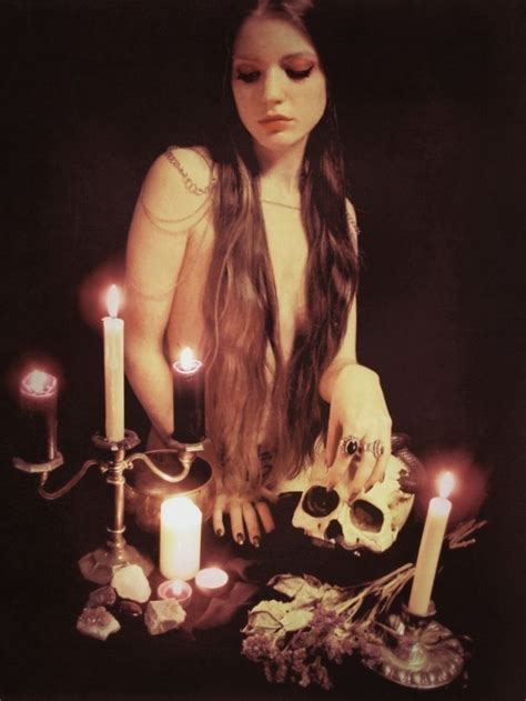 Occult Girls Google Cera Satanismo