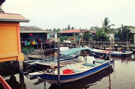 Seramai 152 peserta terlibat dalam program ini yang berlangsung selama 2 hari. Sekinchan Trip - Fishing Village & Redang Beach ~ C_melody ...
