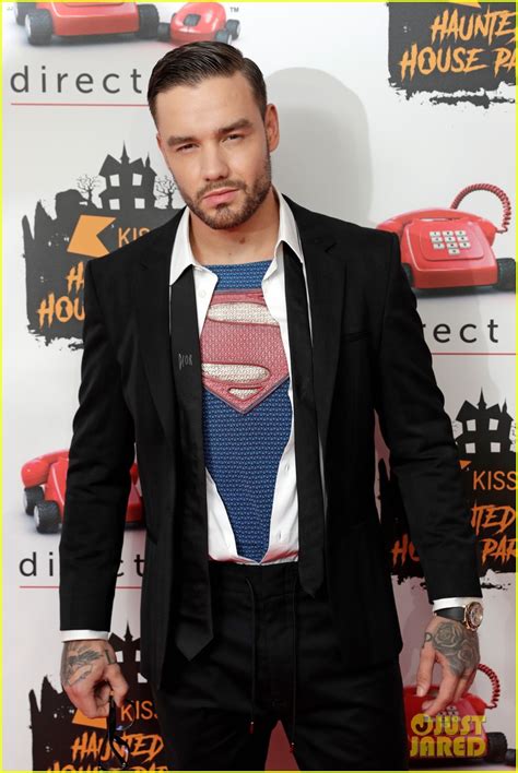 Liam Payne Dresses Up As Clark Kent At Early Halloween Party Photo Photos Just