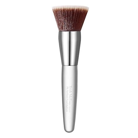 Best Foundation Brush 2020 Which Is Best And How To Use Them