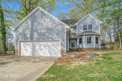 Arbormax tree service has provided tree services to charlotte and the surrounding areas since 1999. 10004 Holly Tree Dr, Charlotte, NC 28215 | MLS# 3727585 ...