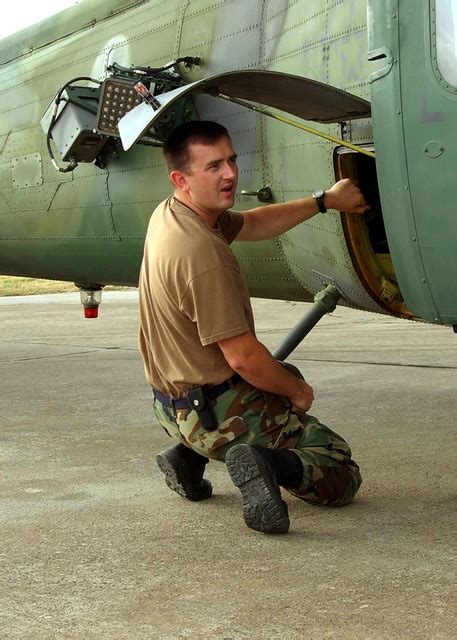 Us Air Force Usaf Technical Sergeant Tsgt Rick Lawer Avionics