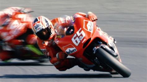 This is motogp, this is the #qatargp! Motorrad-Legenden: Ducati Desmosedici GP (2003) | MotoGP™