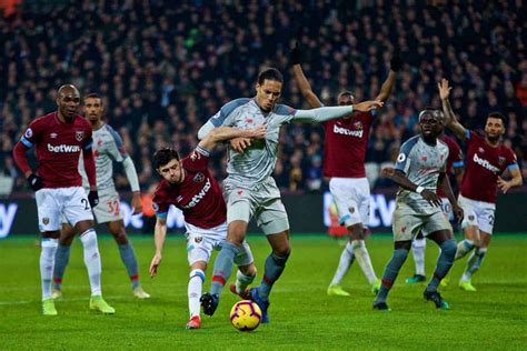 Two teams separated by just one place and two points in the premier league table will go head to head on sunday when west ham united welcome liverpool to the london stadium. Reds strong favourites to complete the set - West Ham vs ...