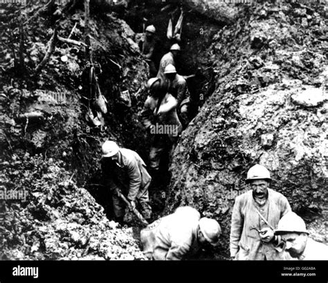 Verdun Frankreich Fotos Und Bildmaterial In Hoher Aufl Sung Alamy