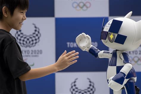 Tokyo 2020 Robots Will Greet Deliver And High Five