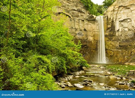 Waterfall And Gorge Stock Image Image Of Outside Nature 31716313