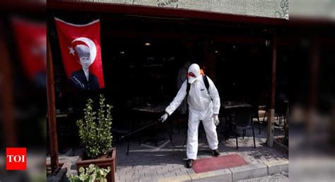 Turkey Confirms First Coronavirus Case Wins Who Praise For Vigilance