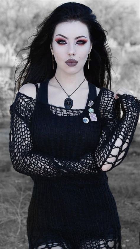 Gothic Girls Dark Fashion Gothic Fashion Fashion Looks Goth Beauty