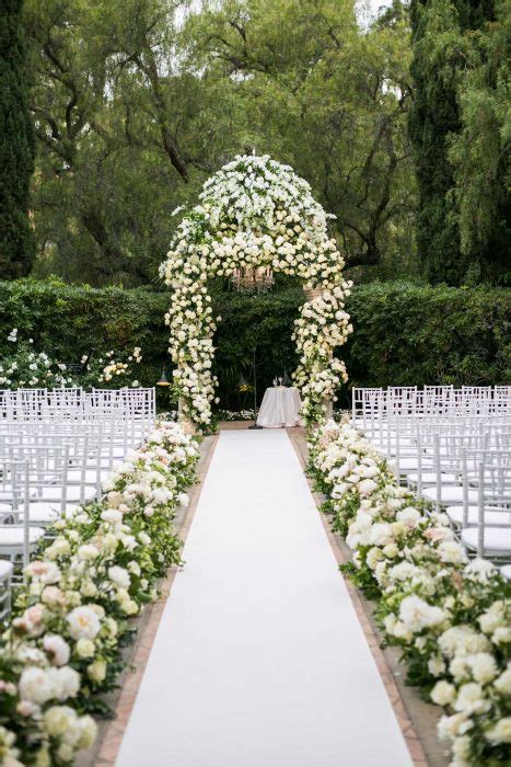 10 New Ideas For Wedding Ceremony Aisle Décor Grand