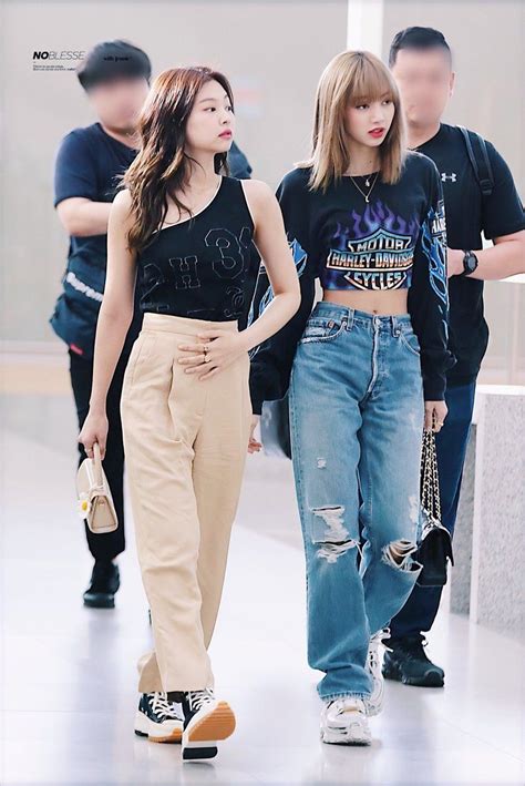 Blackpink Jennie And Lisa Ropa Kpop Ropa De Moda Moda Coreana Para