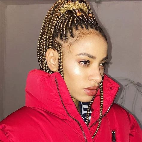 Do knotless braids last longer? How long do box braids last: All your styling questions ...