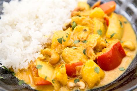 My sister took some of the leftovers to her husband and his exact text to me read, that curry was. Easy Chicken & Mango Yellow Curry Recipe | Jan's Food Steps