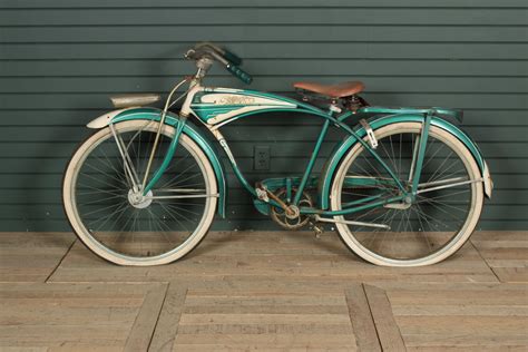 Lot Vintage 1950s Chicago Schwinn Streamliner Bicycle