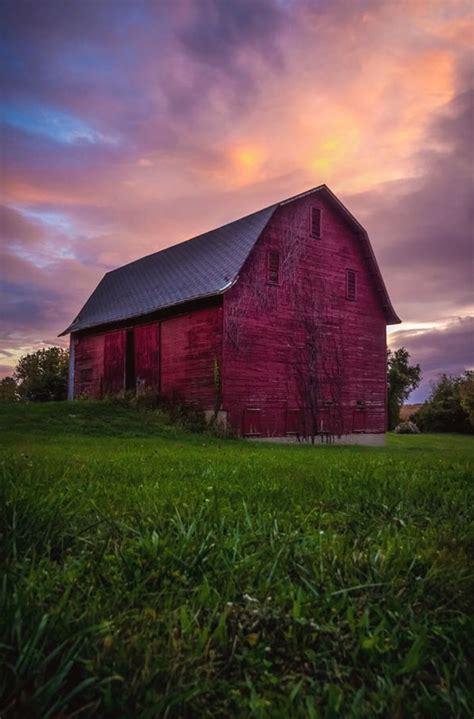 Red Barn Painting Country Barns Country Living Barn Pictures Big