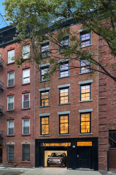 Manhattan Townhouse West Village Townhouse Nyc Townhouse Brownstone