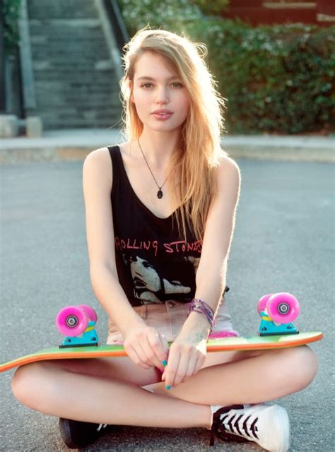 Staz Lindes By David Mushegain Skater Girl Style Skater Girls Skate Girl