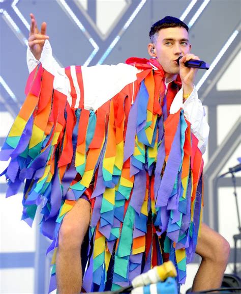 Glastonbury 2016 Years And Years Olly Alexander Gives Empowering Lgbt