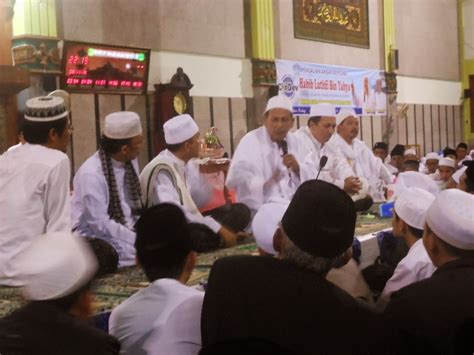 Ribuan Jamaah Hadiri Pengajian Akbar Yayasan Cindev