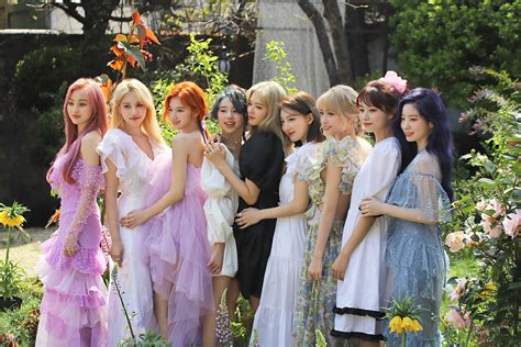 Twice(트와이스) more & more concept photo momo twice the 9th mini album more & more 2020.06.01 mon 6pm #twice #트와이스 #moreandmore. TWICE MORE ＆ MORE ジャケット撮影現場画像 - TWICE fan BLOG