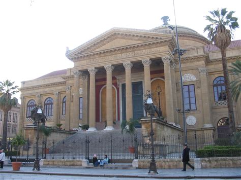 Teatro Massimo A Palermo Descrizione Opere E Mostre Arteit